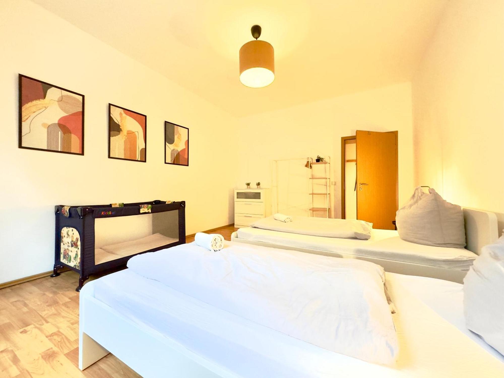 Appartement,kostenfrei Parkplatz,innenstadt,3 Bdr,6 Personen,babybett *